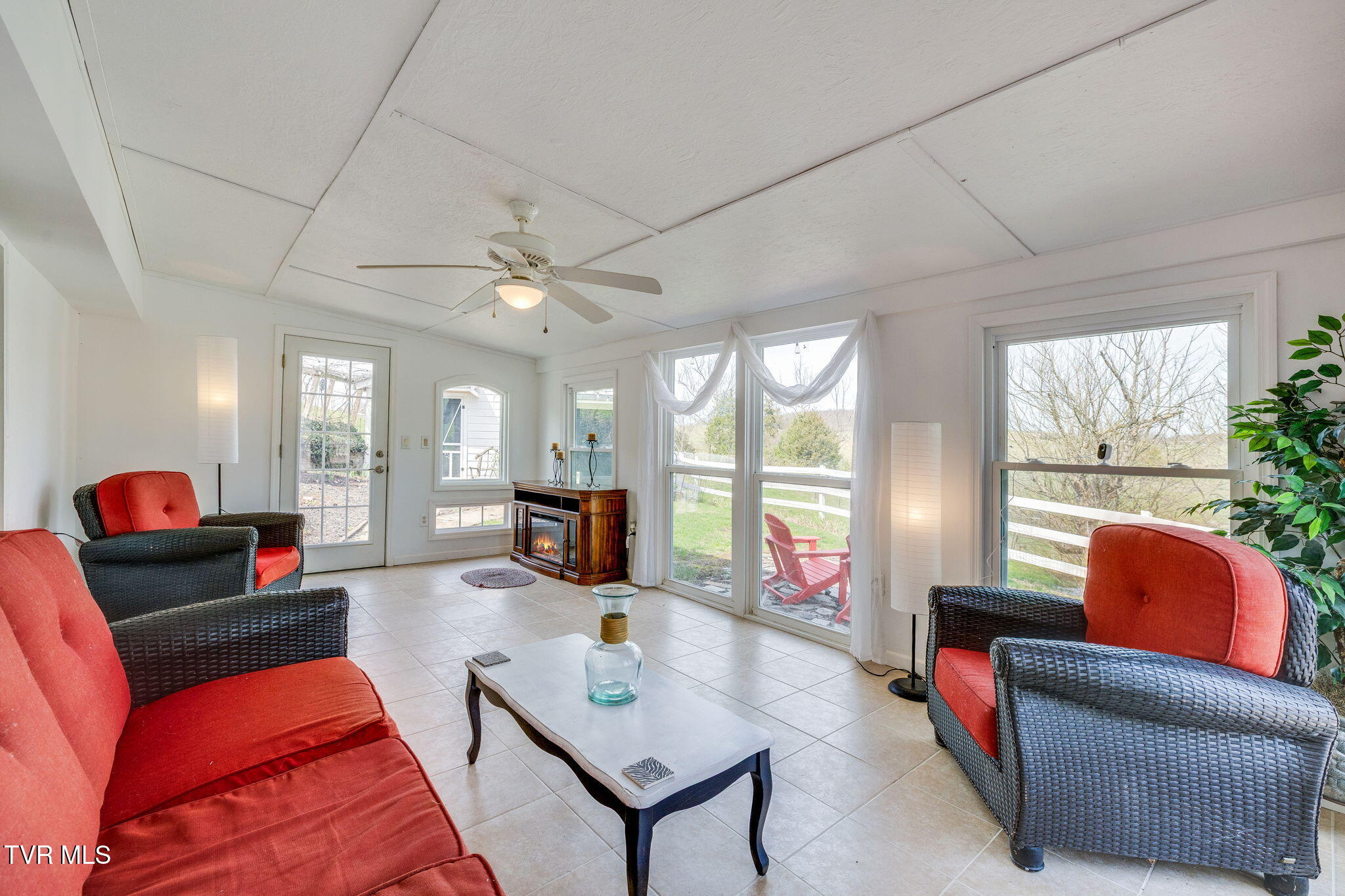1005 Old Snapps Ferry Road Chuckey, TN 37641 - Photo 20 of 51 320