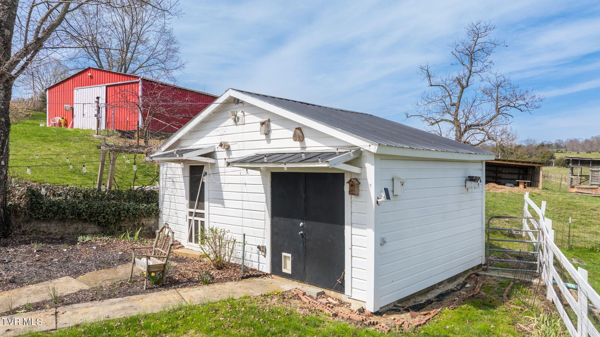 1005 Old Snapps Ferry Road Chuckey, TN 37641 - Photo 33 of 51 333