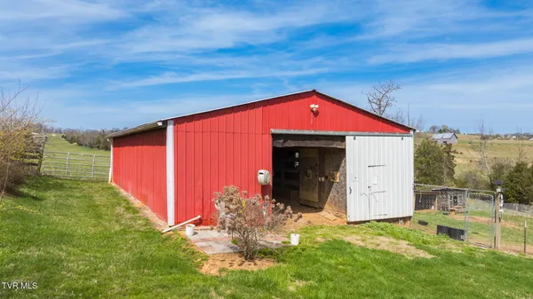 $494,900 | 1005 Old Snapps Ferry Road, Chuckey, TN 37641