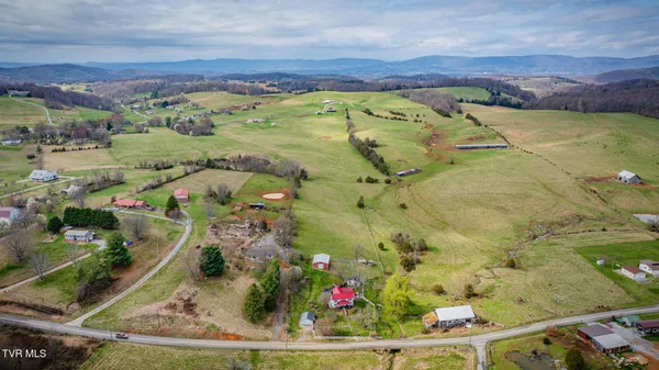 $494,900 | 1005 Old Snapps Ferry Road, Chuckey, TN 37641