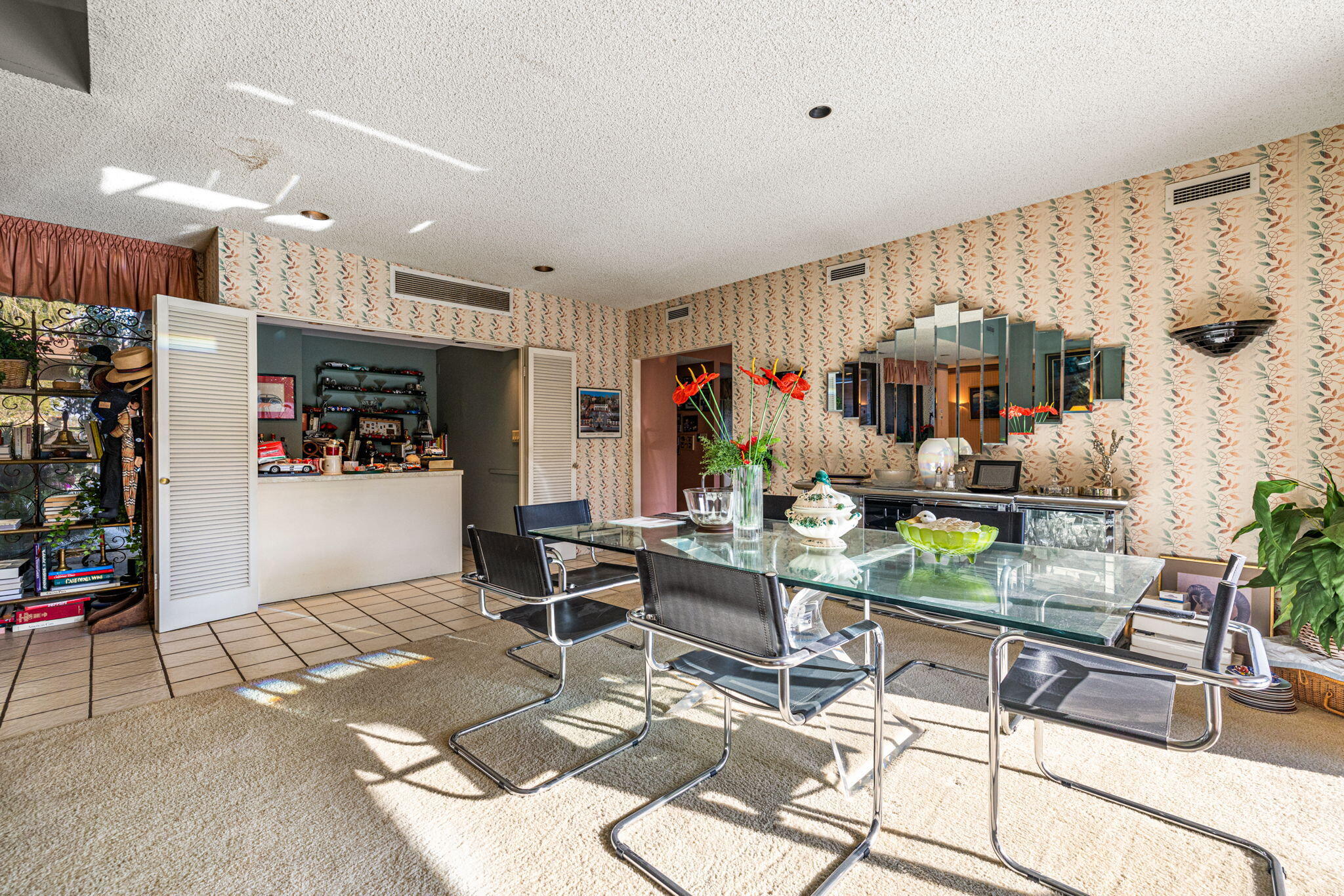 40675 East Thunderbird Terrace Rancho Mirage, CA 92270 - Photo 30 of 58 a view of a dining room with furniture