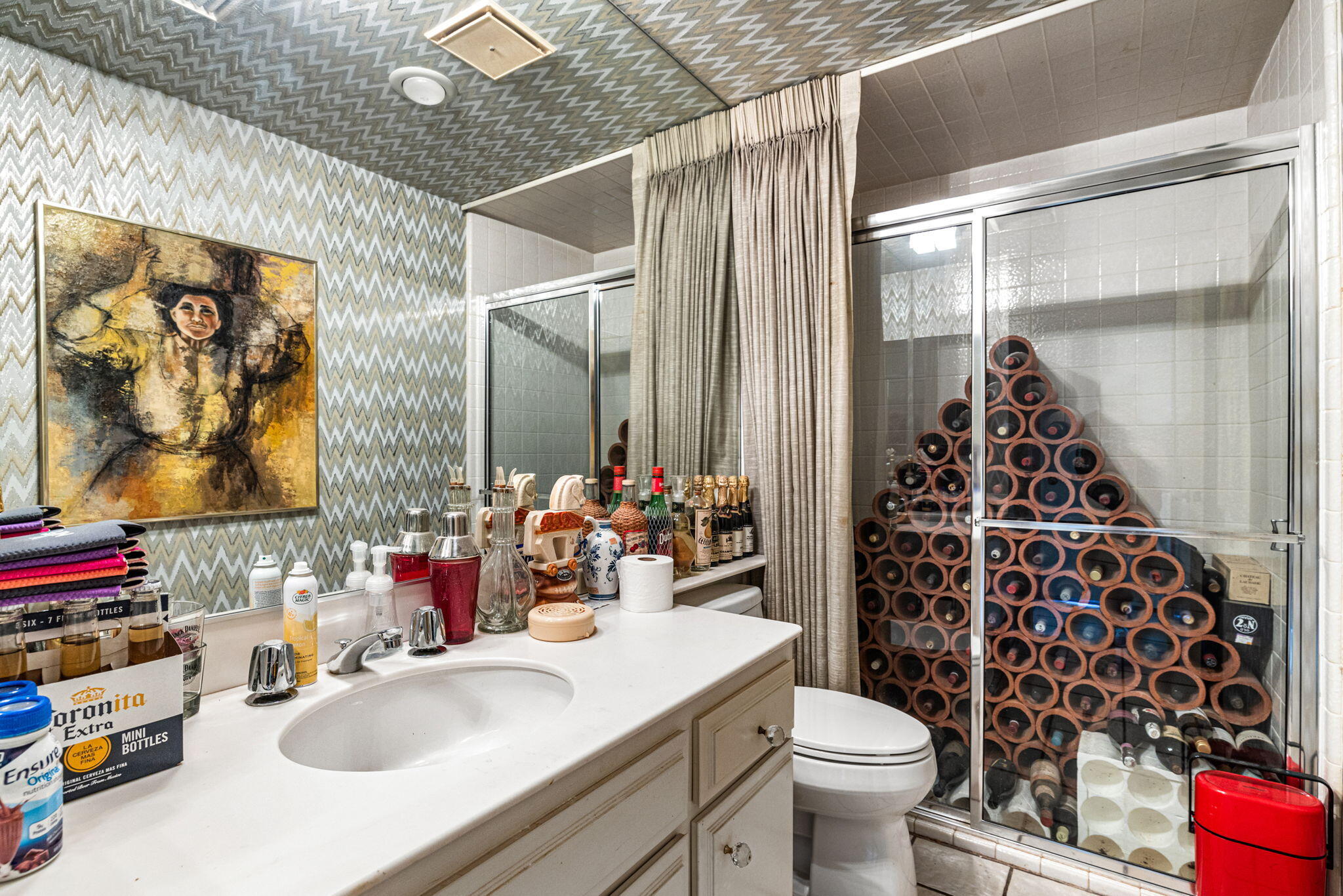 40675 East Thunderbird Terrace Rancho Mirage, CA 92270 - Photo 57 of 58 a bathroom with a sink toilet and shower