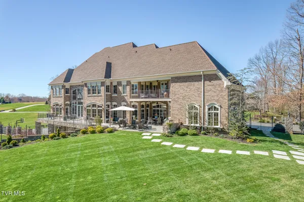 $3,420,000 | 1128 Mountain Vista Drive, Bristol, TN 37620