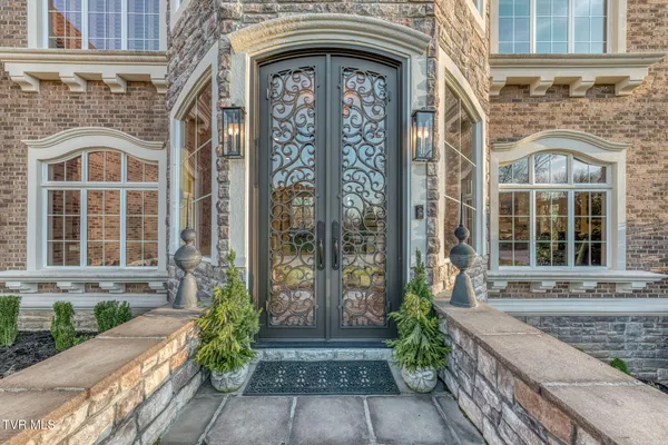 $3,420,000 | 1128 Mountain Vista Drive, Bristol, TN 37620