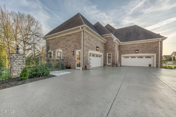$3,420,000 | 1128 Mountain Vista Drive, Bristol, TN 37620