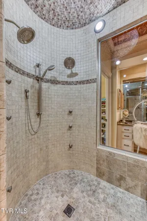$3,420,000 | 1128 Mountain Vista Drive, Bristol, TN 37620
