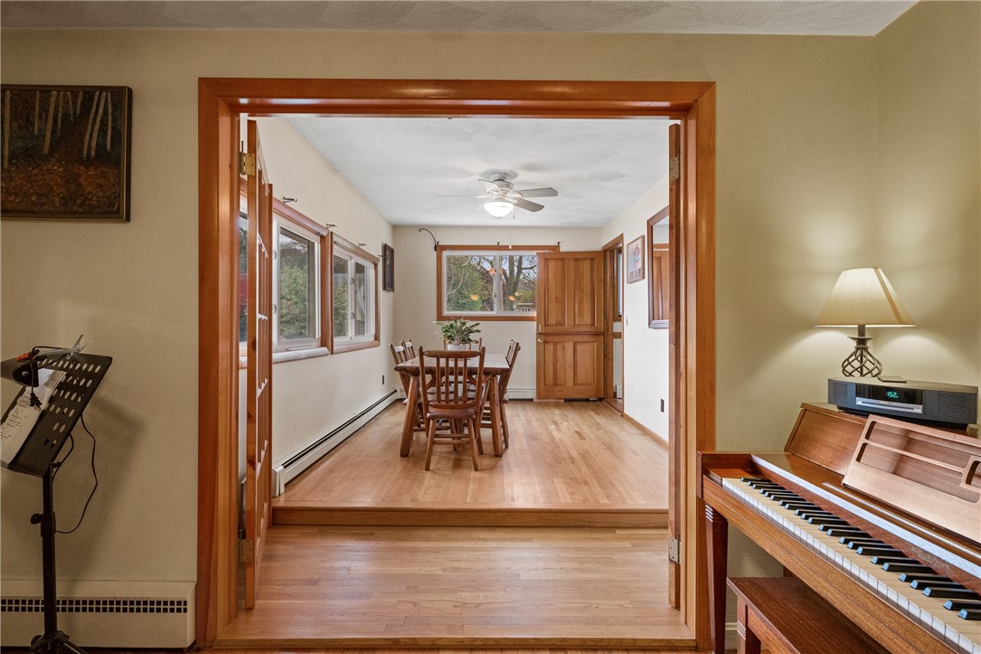 251 Ocean Road Narragansett, RI 02882 - Photo 11 of 42