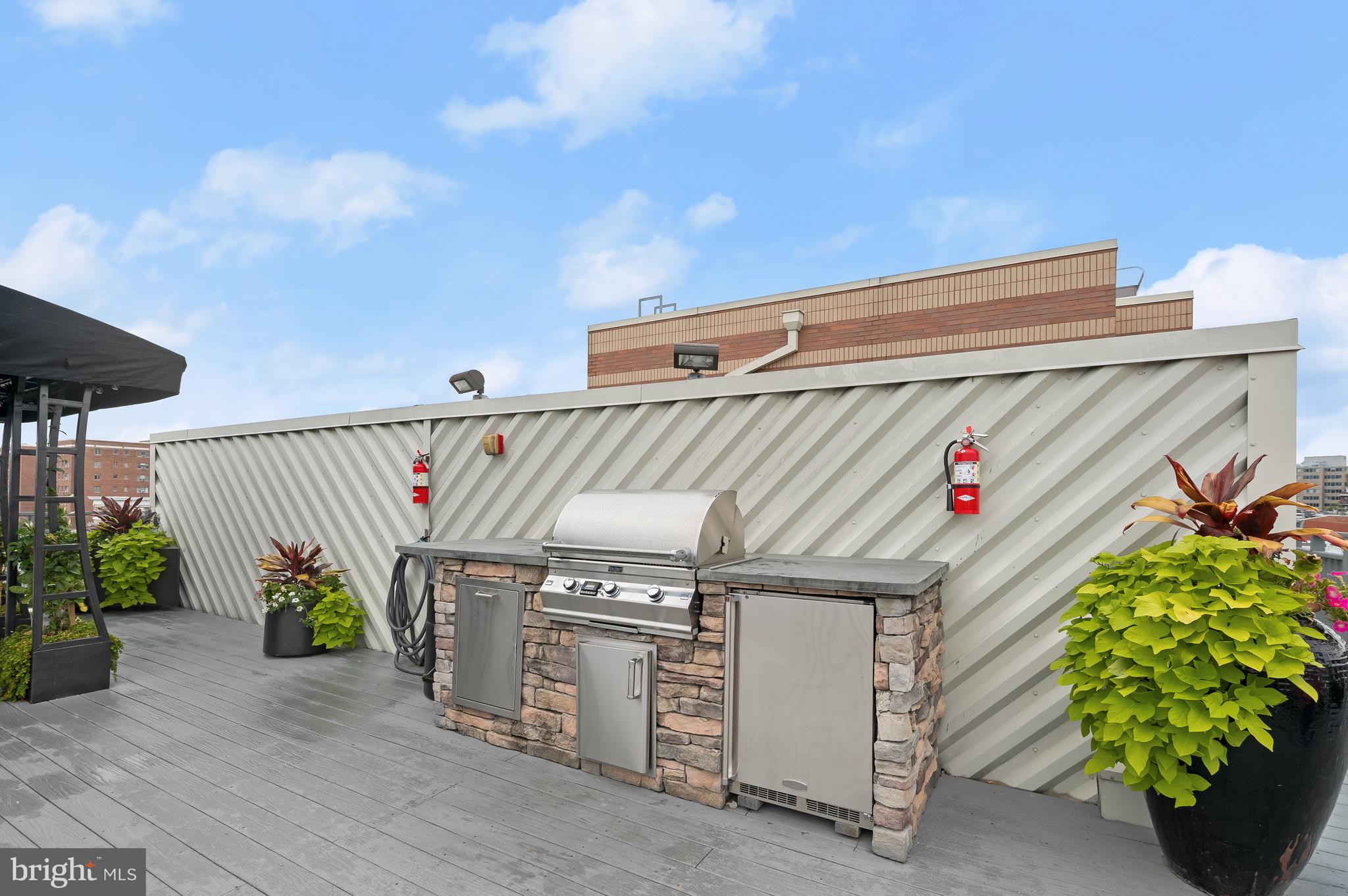 1414 22nd Street Northwest, Unit 41 Washington, DC 20037 - Photo 29 of 36 a view of a garage