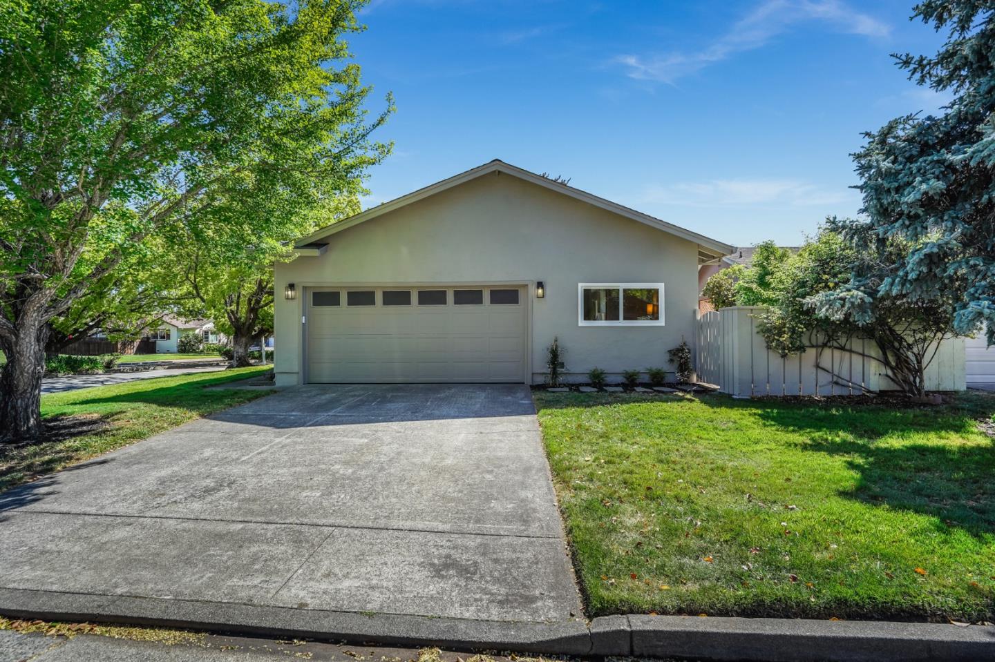 184 Temelec Circle Sonoma, CA 95476 - Photo 3 of 42 a view of a house with a yard
