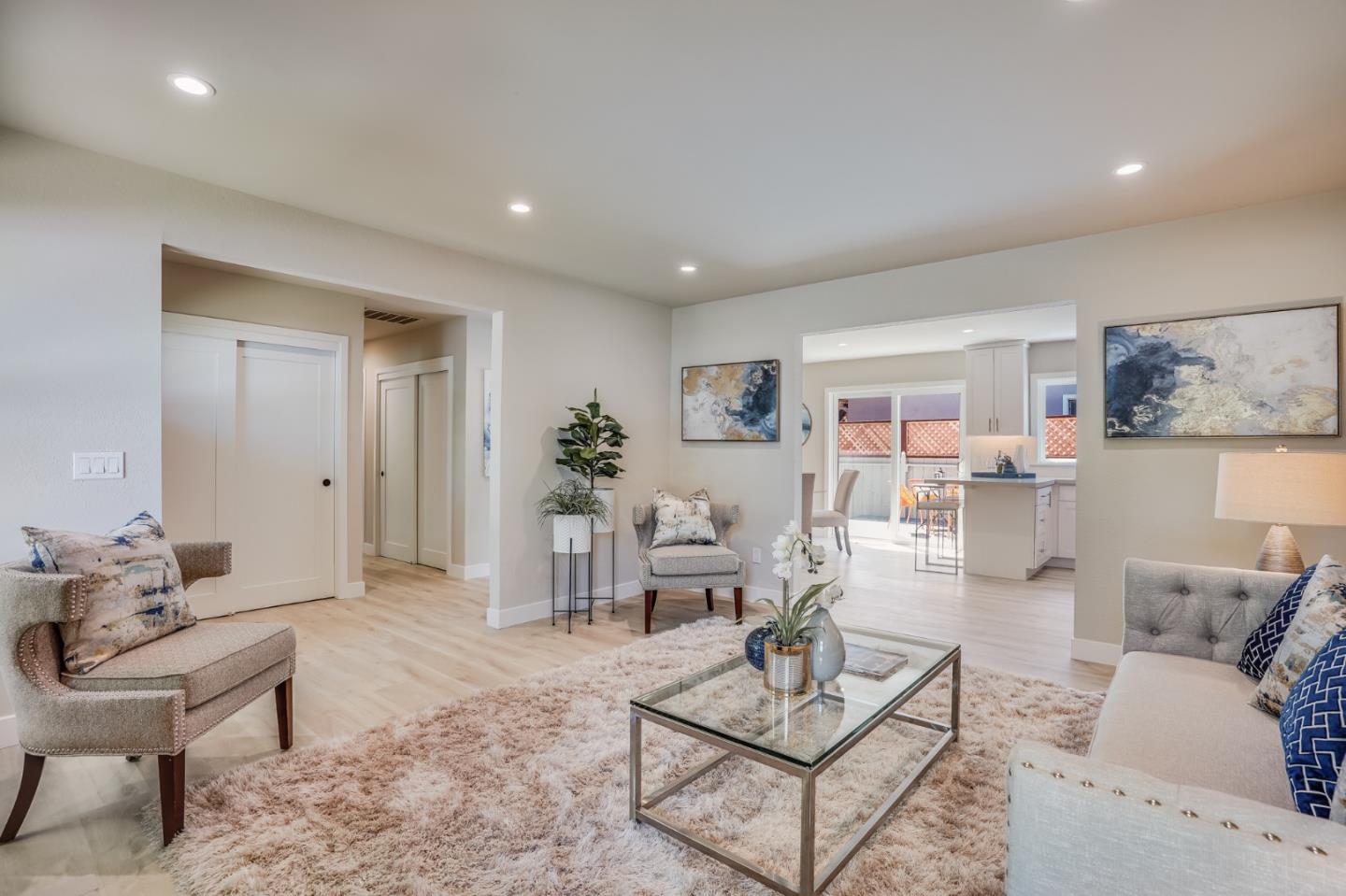 184 Temelec Circle Sonoma, CA 95476 - Photo 10 of 42 a living room with furniture and a potted plant