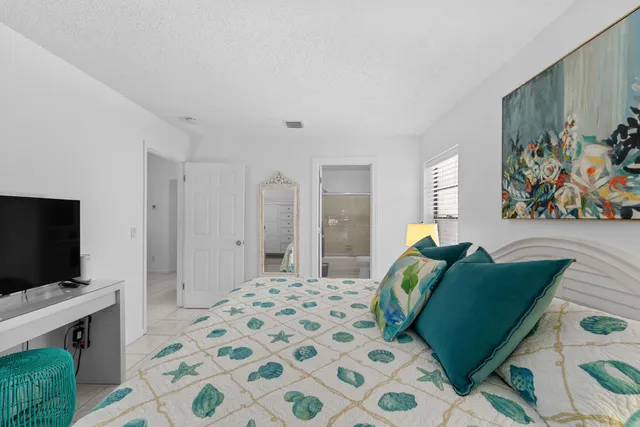 $9,500 | 2221 Florida Boulevard, Delray Beach, FL 33483