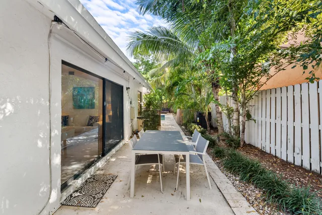 $9,500 | 2221 Florida Boulevard, Delray Beach, FL 33483