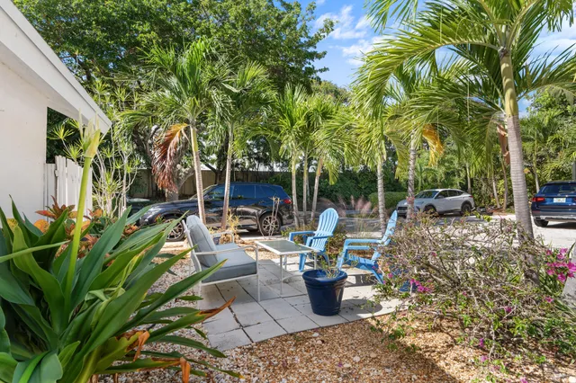 $9,500 | 2221 Florida Boulevard, Delray Beach, FL 33483