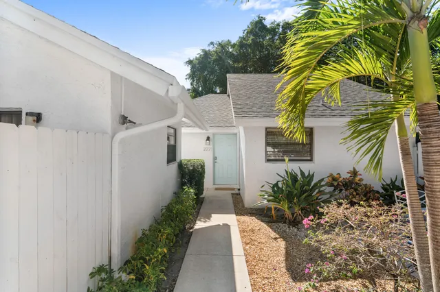 $9,500 | 2221 Florida Boulevard, Delray Beach, FL 33483