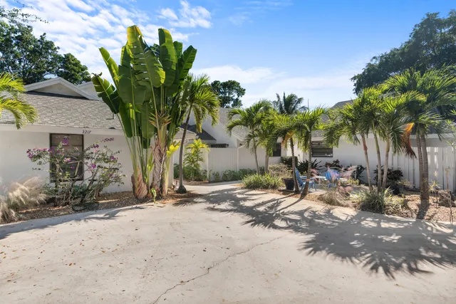 $9,500 | 2221 Florida Boulevard, Delray Beach, FL 33483