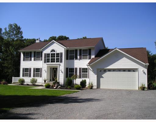 925 Logan Road Tarentum, PA 15084 - Photo 1 of 18 Exterior Front. 3 YEARS YOUNG "WAYNE CONSTRUCTION" HOME. OVER 2400 SQUARE FOOT ( COUNTY RECORDS)