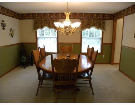 925 Logan Road Tarentum, PA 15084 - Photo 7 of 18 Dining Room. 14X13 DININGROOM