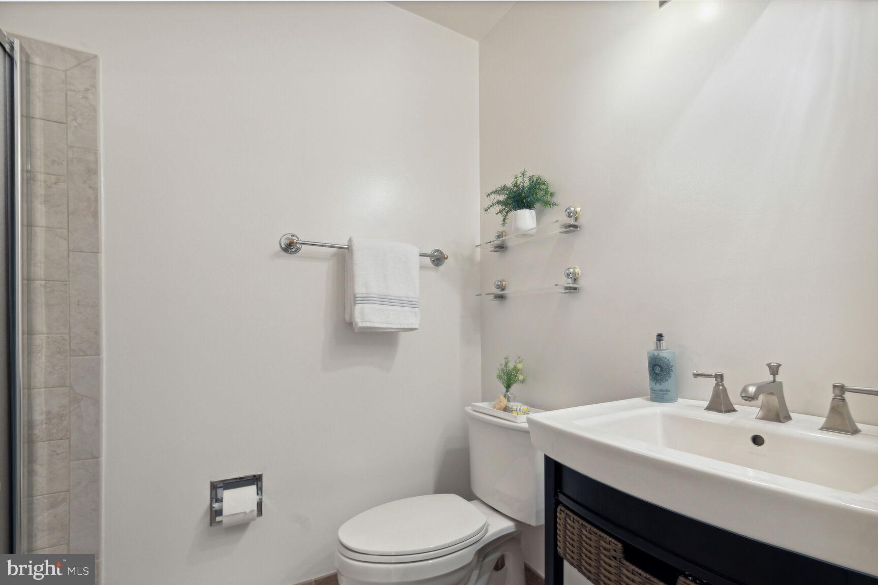 10717 Kings Riding Way, Unit 302 Rockville, MD 20852 - Photo 22 of 33