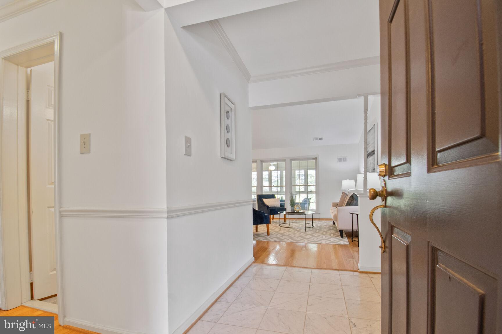 10717 Kings Riding Way, Unit 302 Rockville, MD 20852 - Photo 3 of 33