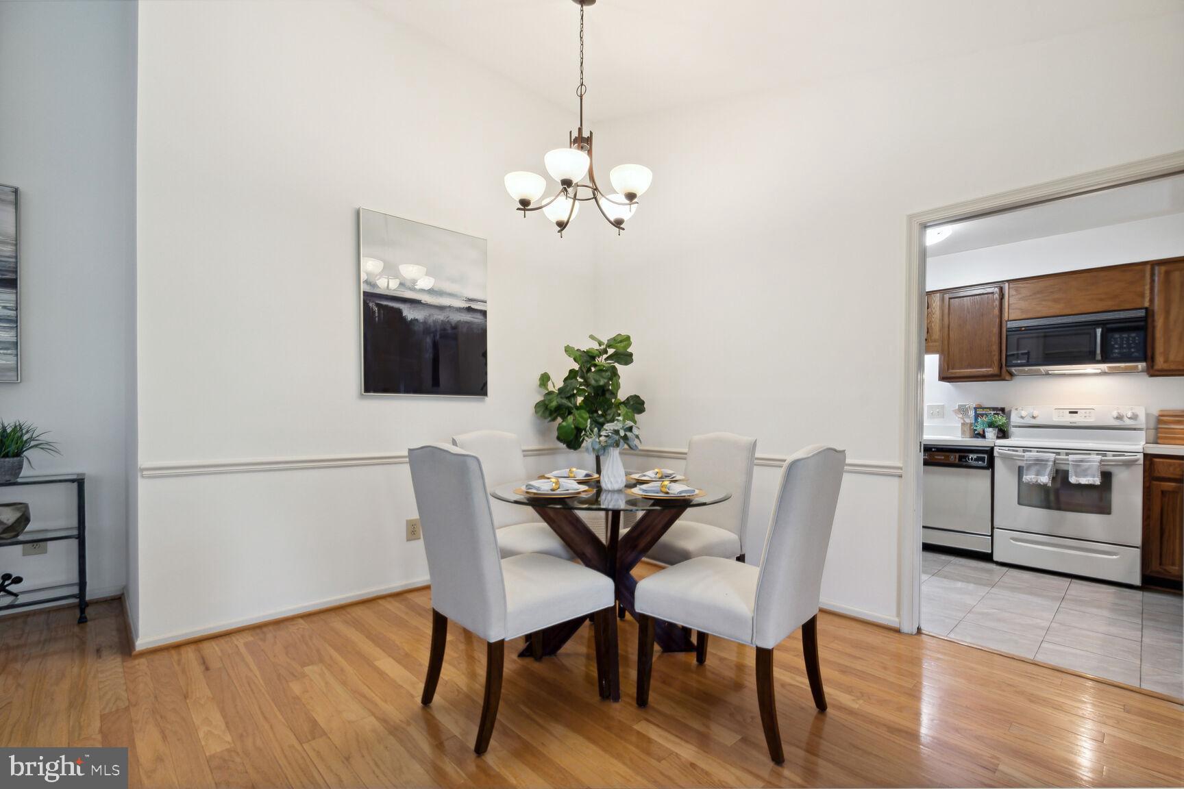 10717 Kings Riding Way, Unit 302 Rockville, MD 20852 - Photo 7 of 33