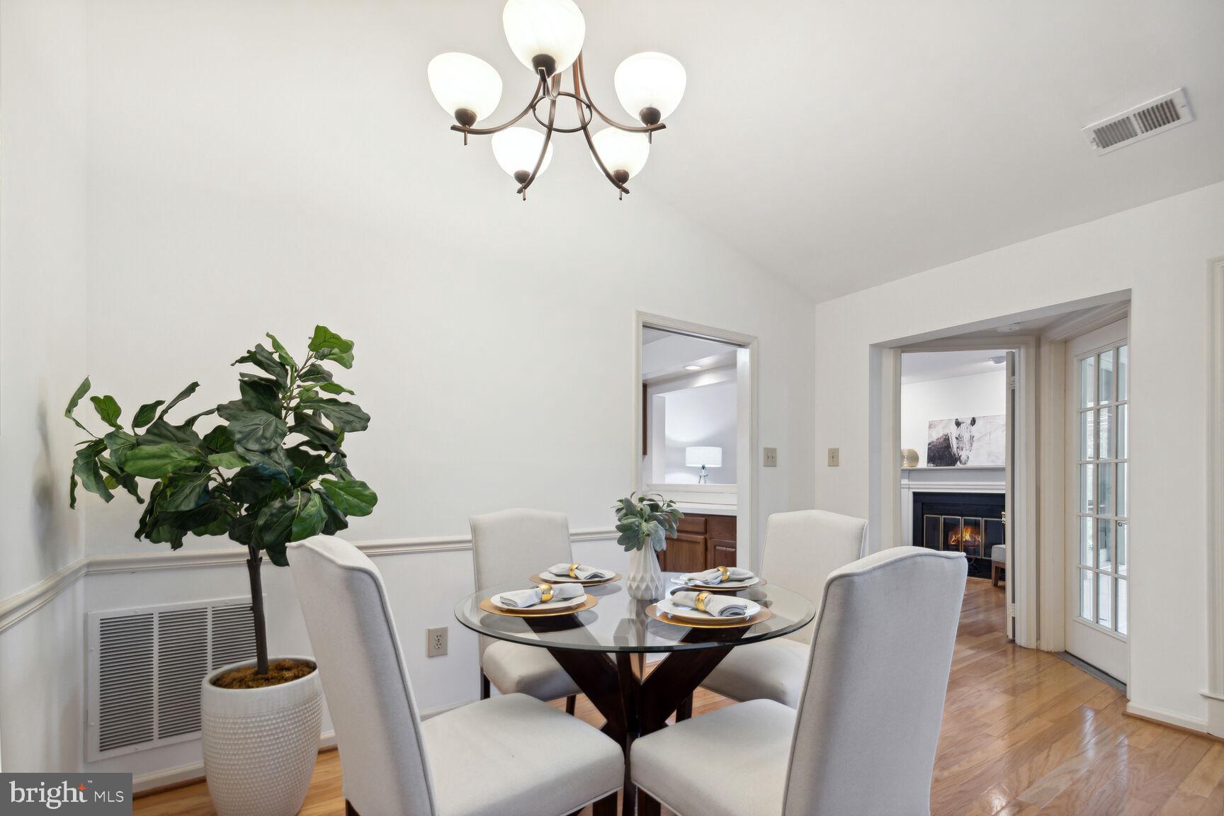 10717 Kings Riding Way, Unit 302 Rockville, MD 20852 - Photo 8 of 33