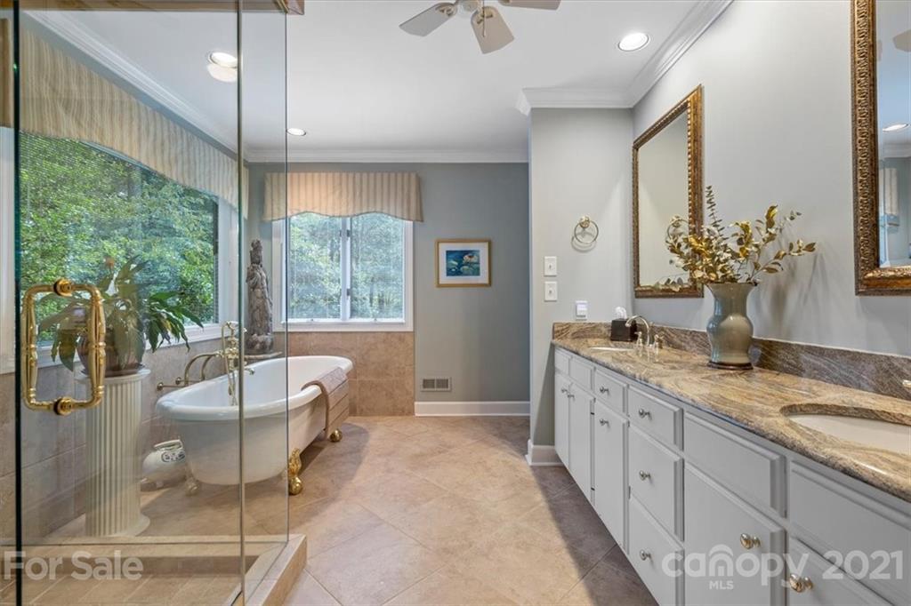 5 Sandy Cove Road Lake Wylie, SC 29710 - Photo 29 of 48 Gallery Image 29