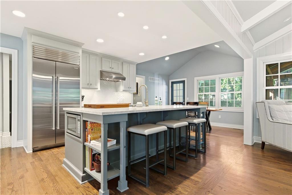 3204 West 81st Terrace Leawood, KS 66206 - Photo 16 of 68