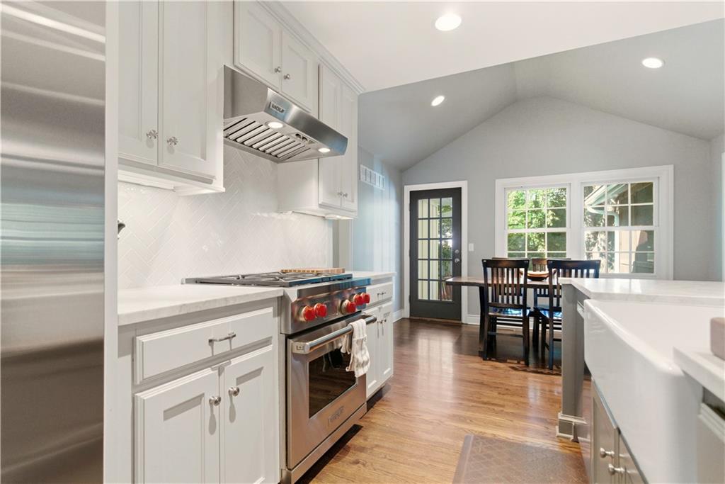 3204 West 81st Terrace Leawood, KS 66206 - Photo 20 of 68