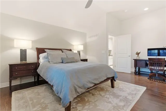 $1,100,000 | 3204 West 81st Terrace, Leawood, KS 66206