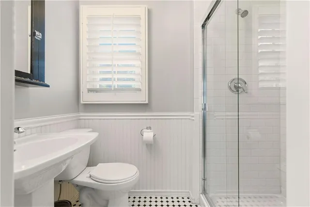 $1,100,000 | 3204 West 81st Terrace, Leawood, KS 66206