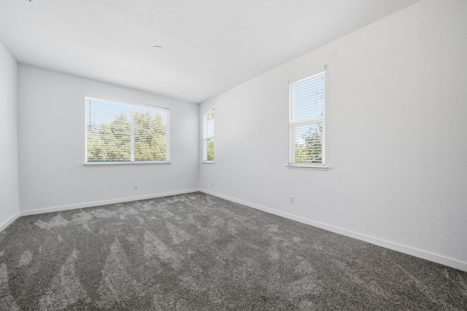 648 Edgewood Loop Angels Camp, CA 95222 - Photo 29 of 58 MAIN BEDROOM