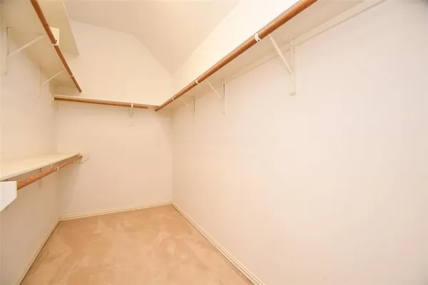 $2,400 | 3111 Zelko Drive, Pearland, TX 77584