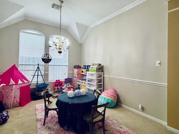 $2,400 | 3111 Zelko Drive, Pearland, TX 77584