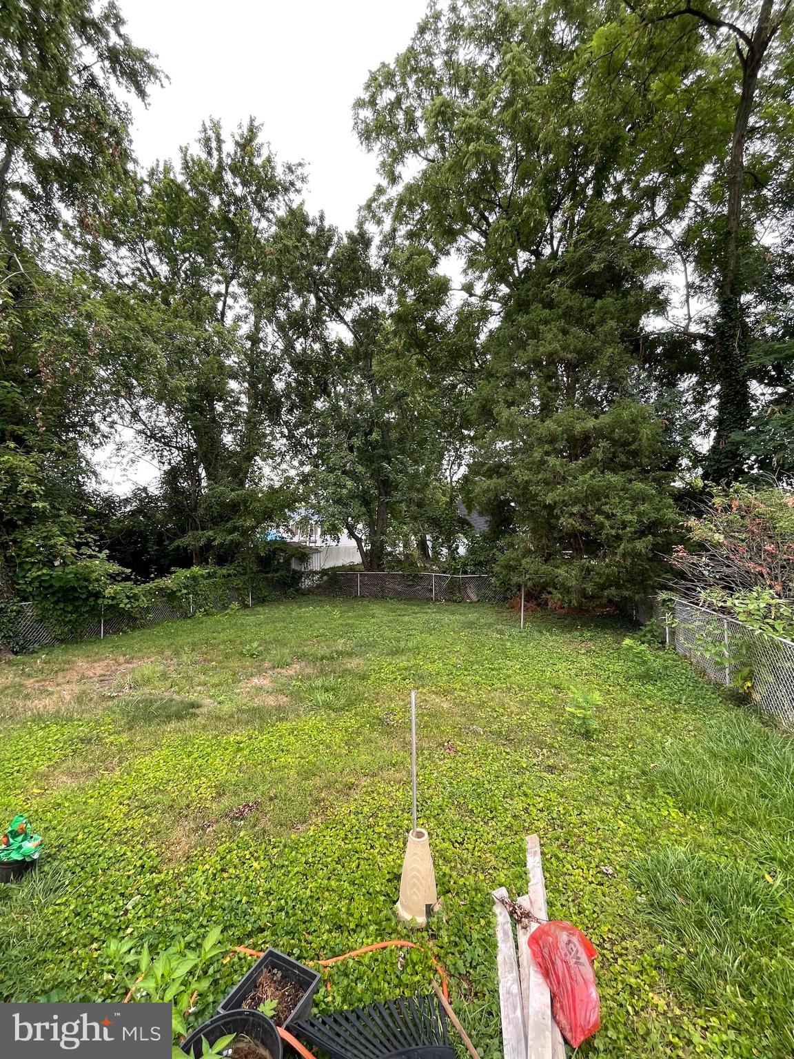 5940 Johnnycake Road Baltimore, MD 21207 - Photo 23 of 24 back yark