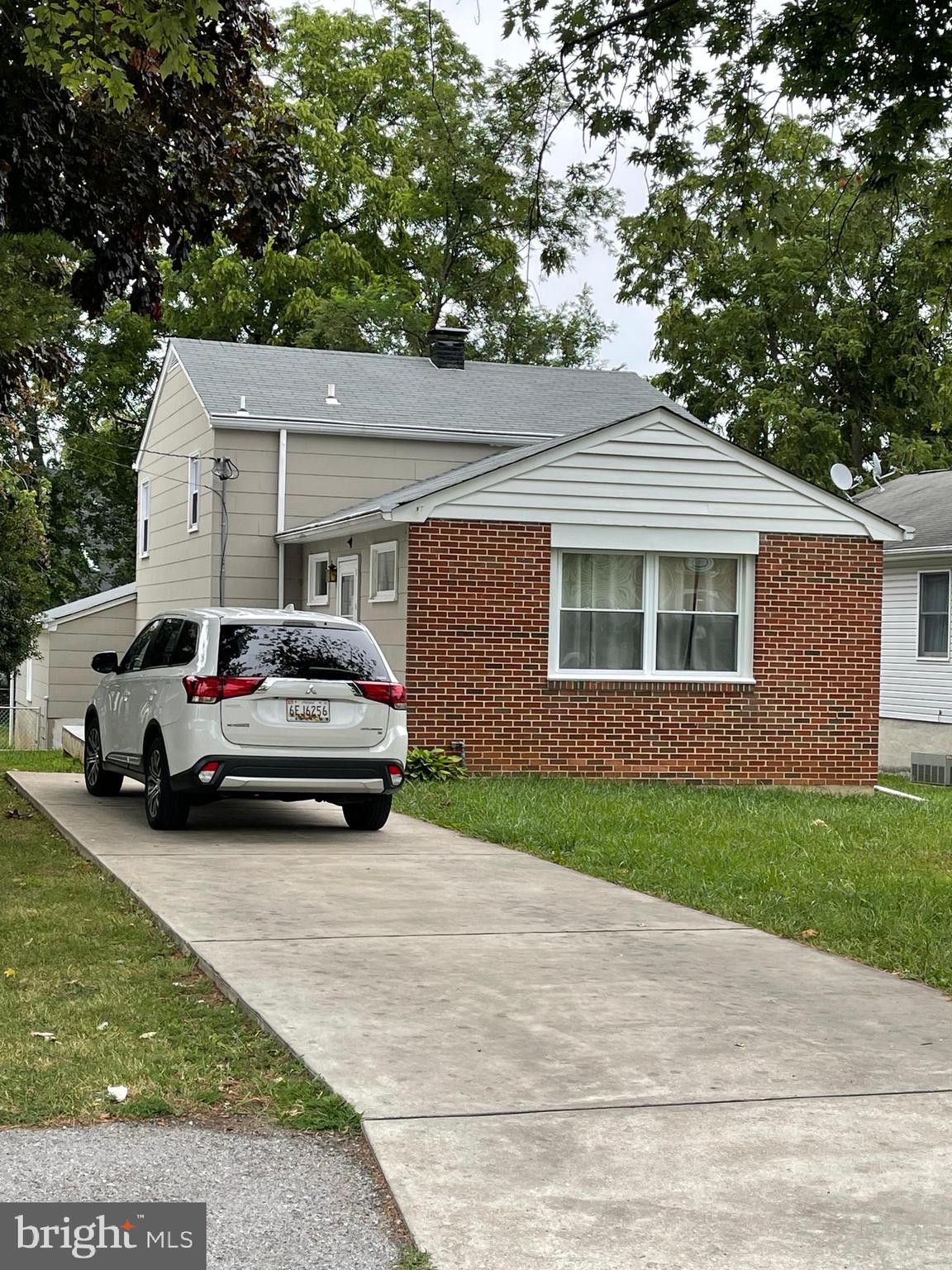 5940 Johnnycake Road Baltimore, MD 21207 - Photo 4 of 24 front