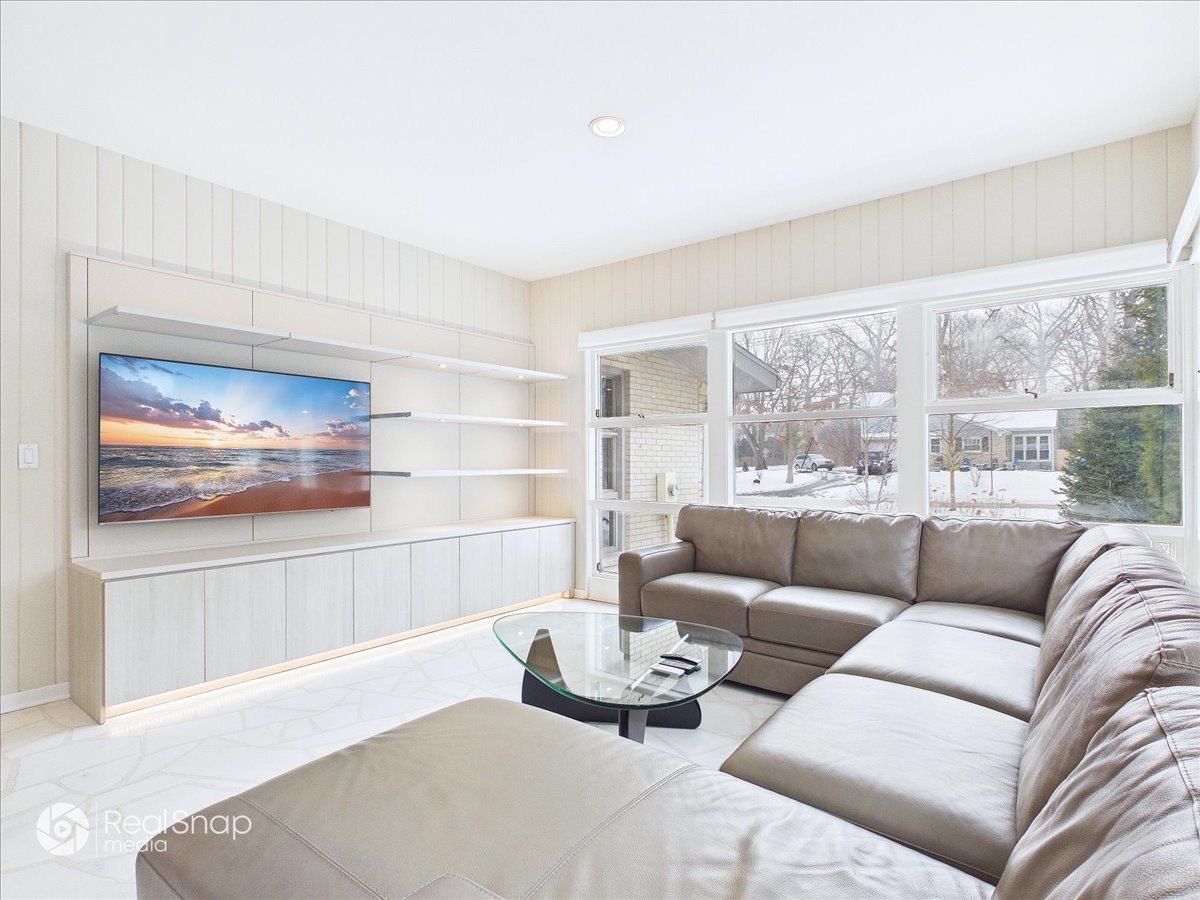 730 Sheridan Road Highland Park, IL 60035 - Photo 11 of 48 a living room with furniture and a large window