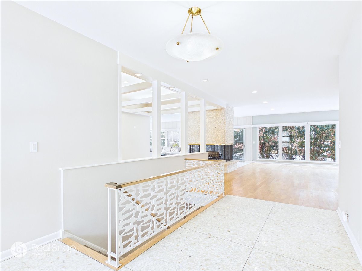 730 Sheridan Road Highland Park, IL 60035 - Photo 4 of 48 a view of an empty room with a window
