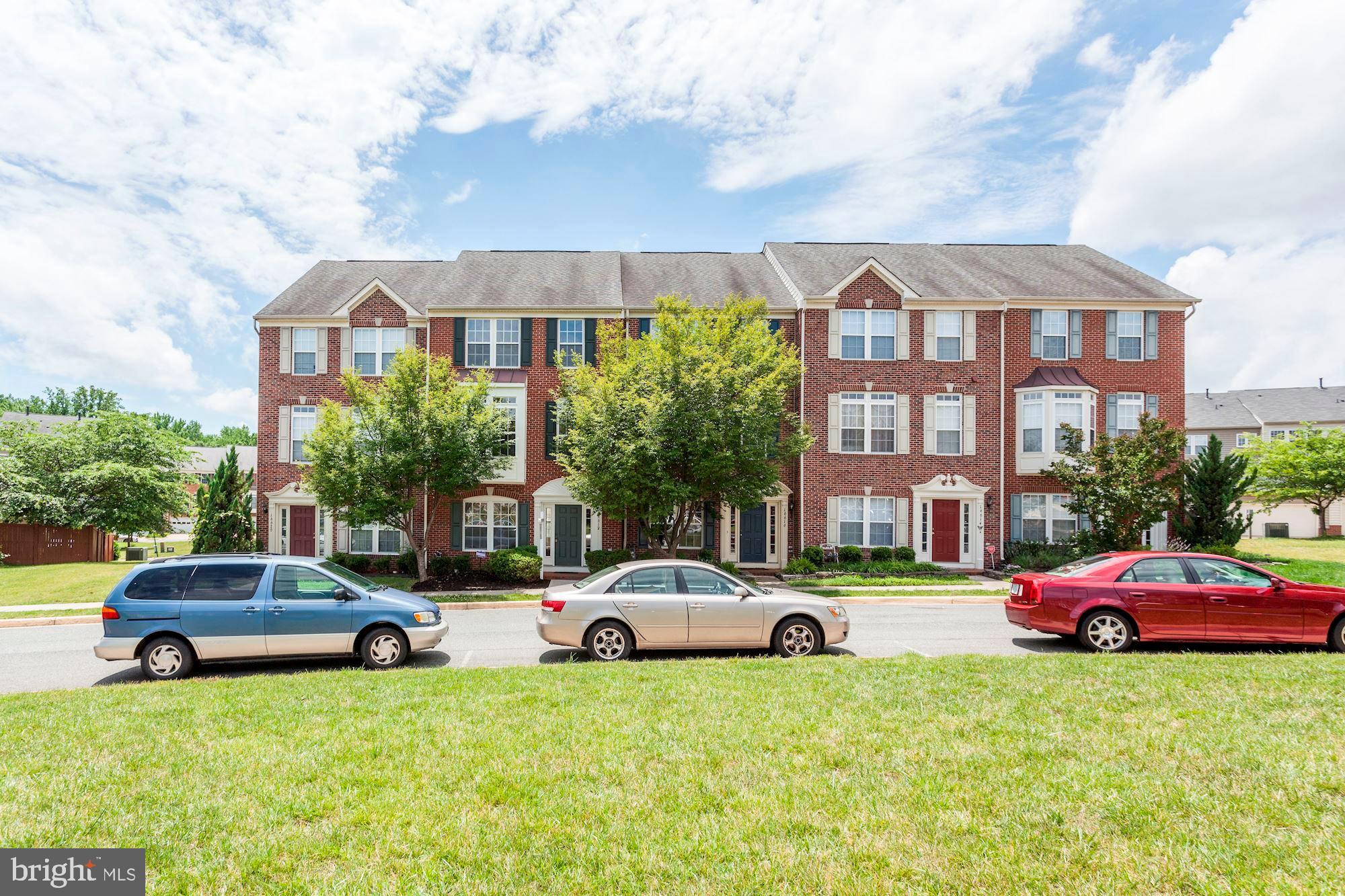 16618 Barge Circle Woodbridge, VA 22191 - Photo 2 of 65 Open Area in front of the property/ extra parking