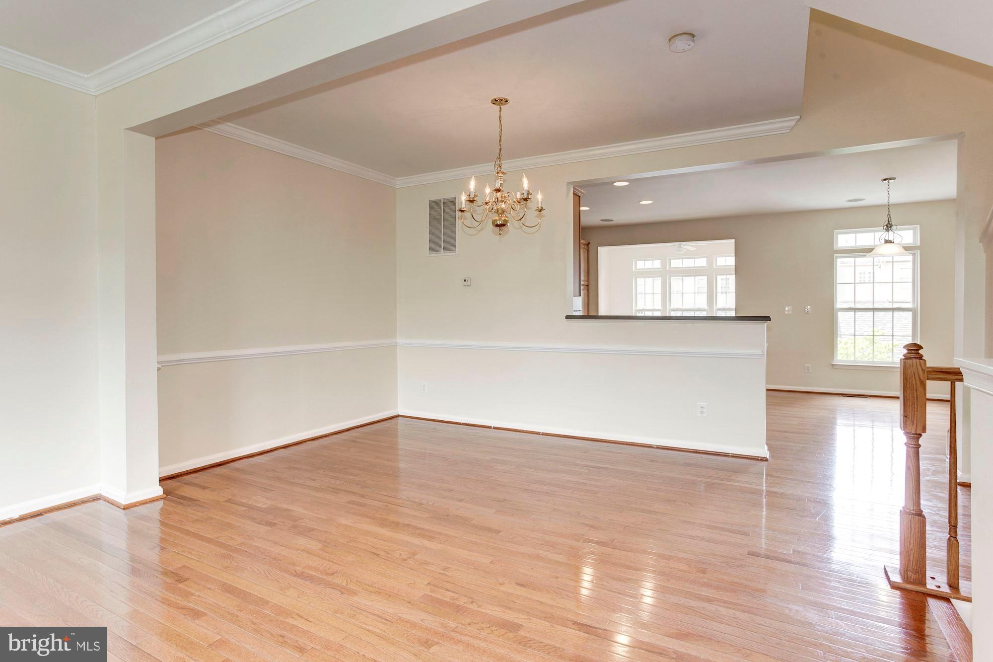 16618 Barge Circle Woodbridge, VA 22191 - Photo 23 of 65 Living and dining room