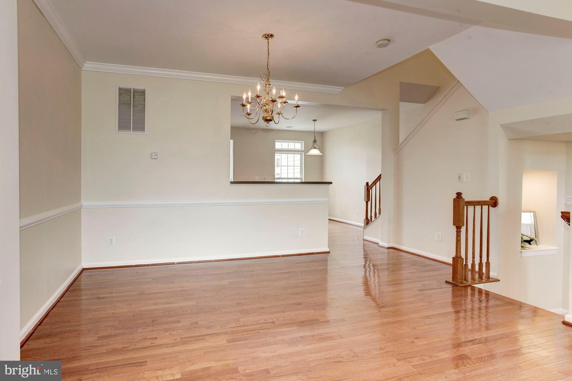 16618 Barge Circle Woodbridge, VA 22191 - Photo 24 of 65 Hardwood floors on the entire main level