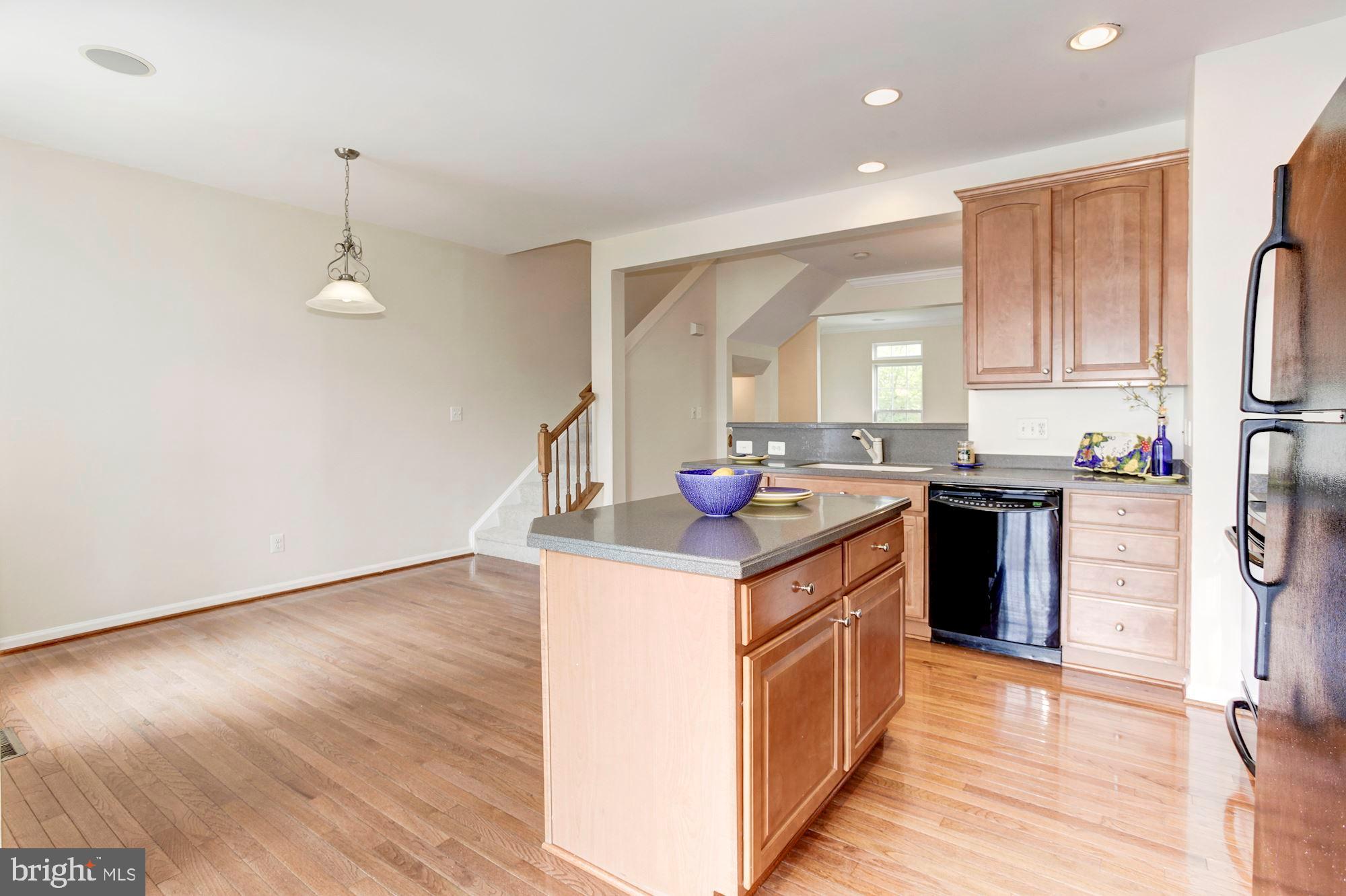 16618 Barge Circle Woodbridge, VA 22191 - Photo 37 of 65