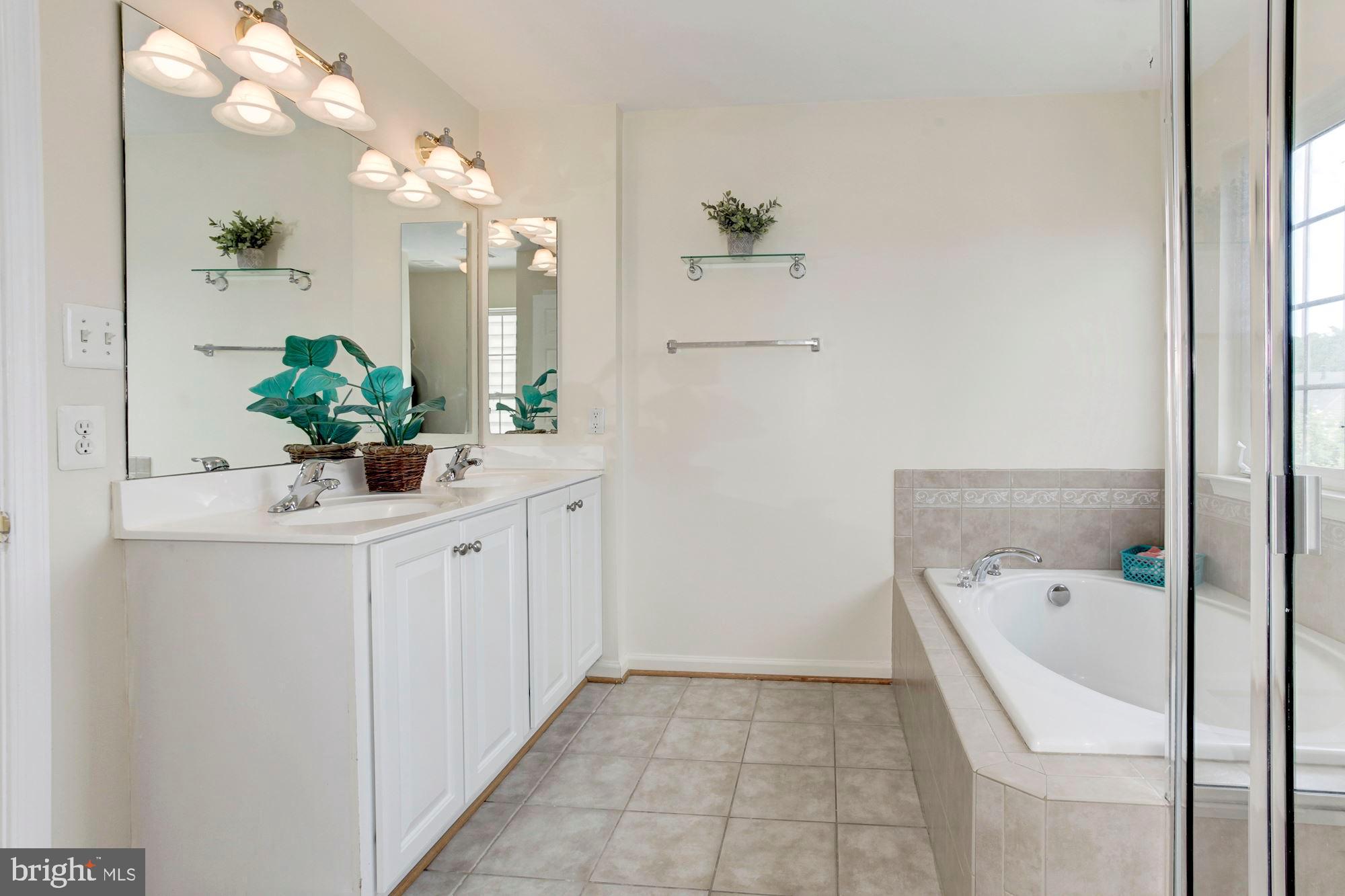 16618 Barge Circle Woodbridge, VA 22191 - Photo 46 of 65 Luxury Bath with double vanity