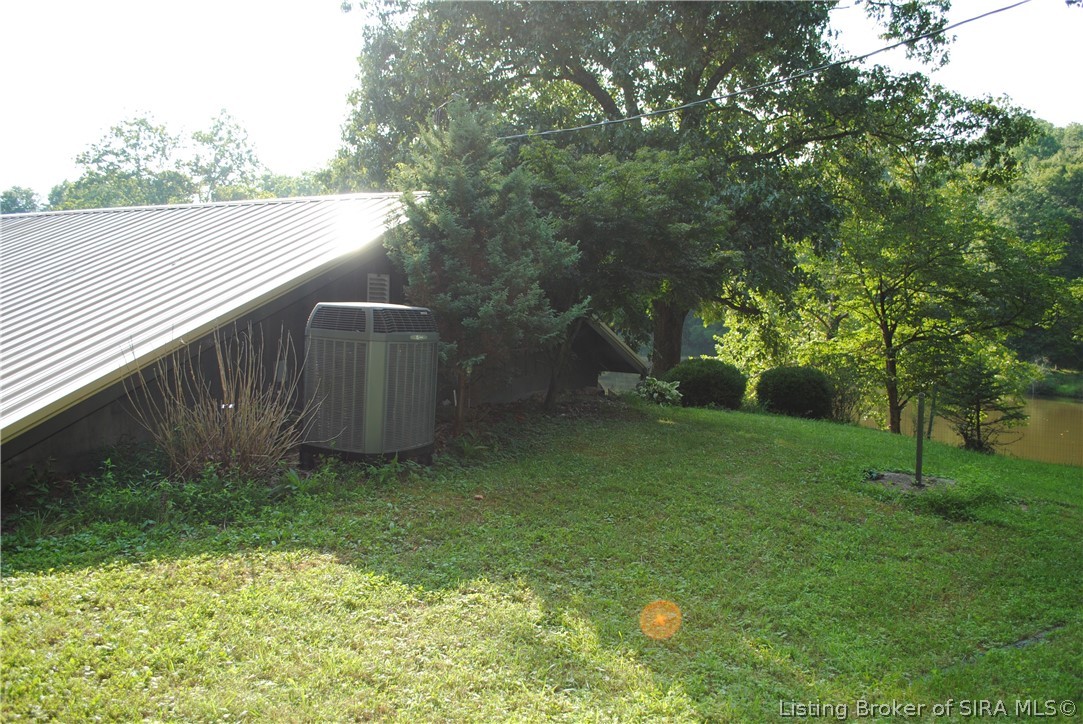 792 East Camp Jerry Road English, IN 47118 - Photo 4 of 29