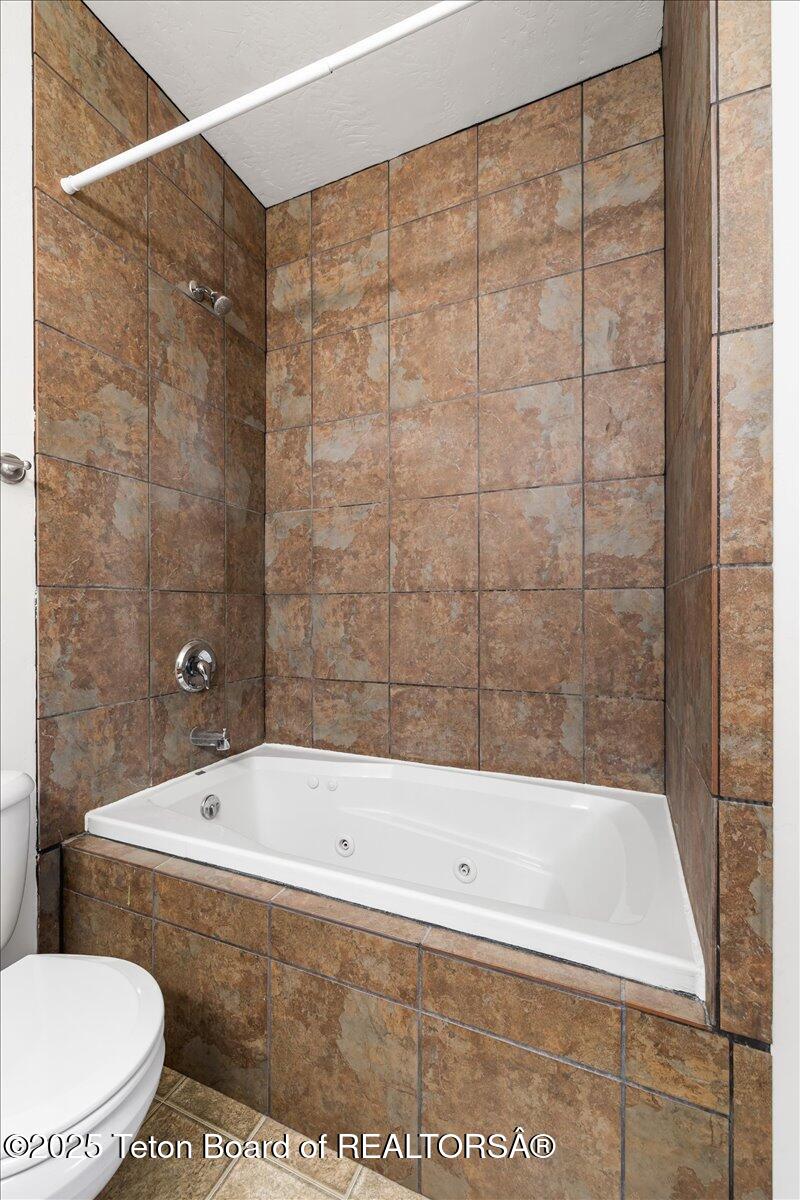 337 Forest View Drive Driggs, ID 83422 - Photo 11 of 20 Primary Bath