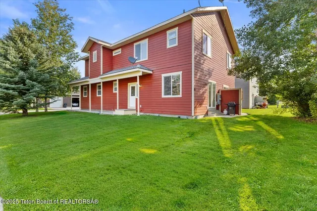 $499,000 | 337 Forest View Drive, Driggs, ID 83422