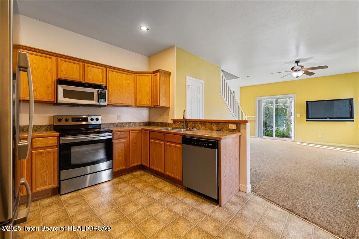 337 Forest View Drive Driggs, ID 83422 - Photo 7 of 20 Kitchen/Living Room