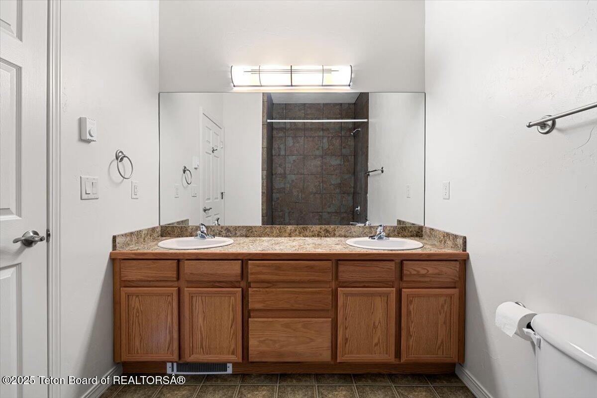 337 Forest View Drive Driggs, ID 83422 - Photo 10 of 20 Primary Bath