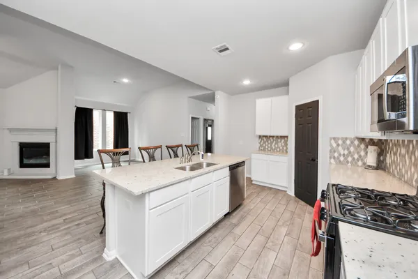 $2,900 | 14718 Black Rail Drive, Houston, TX 77049