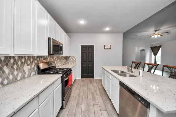 $2,900 | 14718 Black Rail Drive, Houston, TX 77049