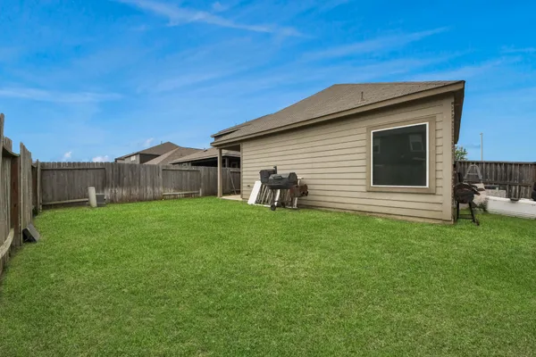 $2,900 | 14718 Black Rail Drive, Houston, TX 77049